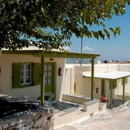Asante Paros Hotel 2*